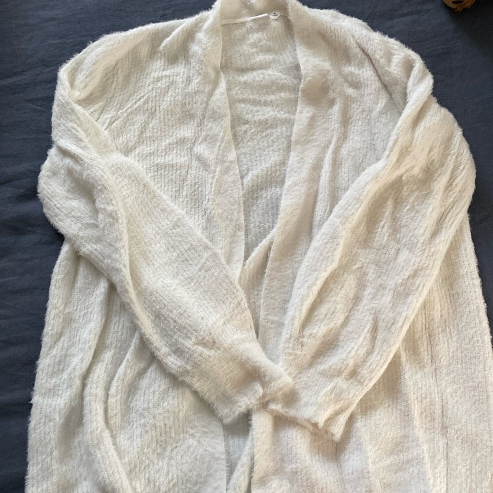GAP White, eyelash knit, fuzzy, open front longline Cardigan